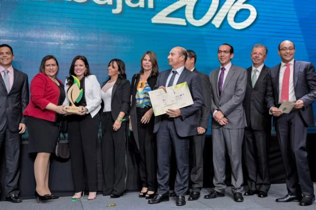 Coosalud ratificada como la mejor empresa para trabajar en Colombia según ranking nacional